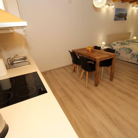 Apartments Bella Паг Экстерьер фото