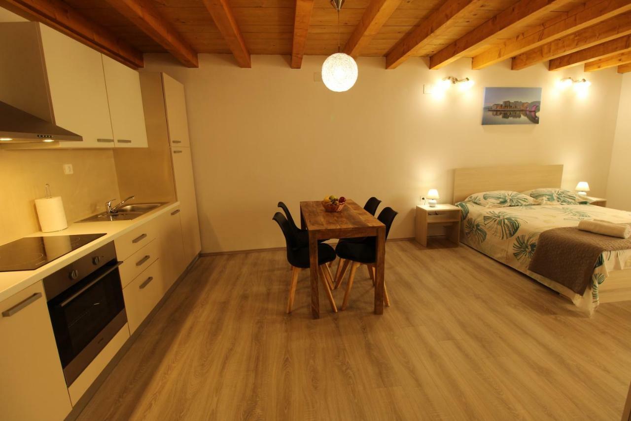 Apartments Bella Паг Экстерьер фото