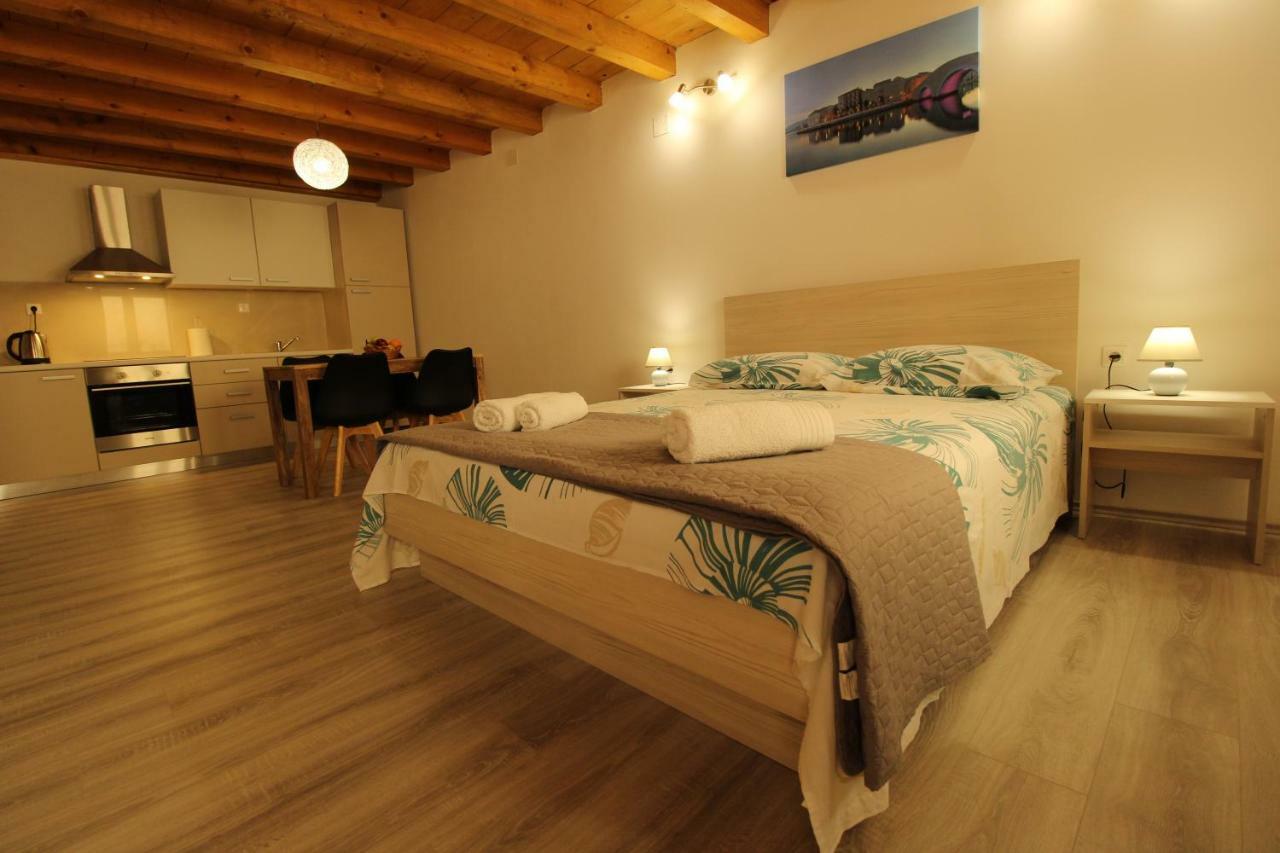 Apartments Bella Паг Экстерьер фото
